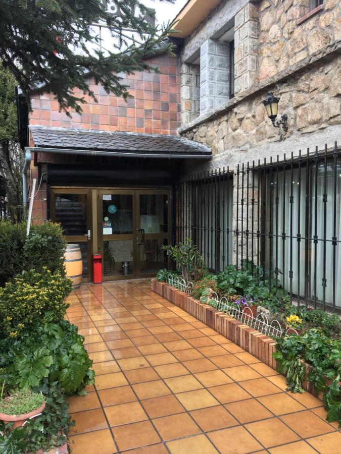 Gran Hostal Asador De Soto Soto del Real Экстерьер фото