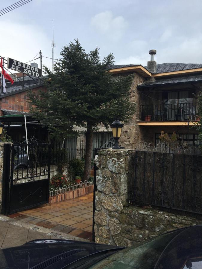 Gran Hostal Asador De Soto Soto del Real Экстерьер фото